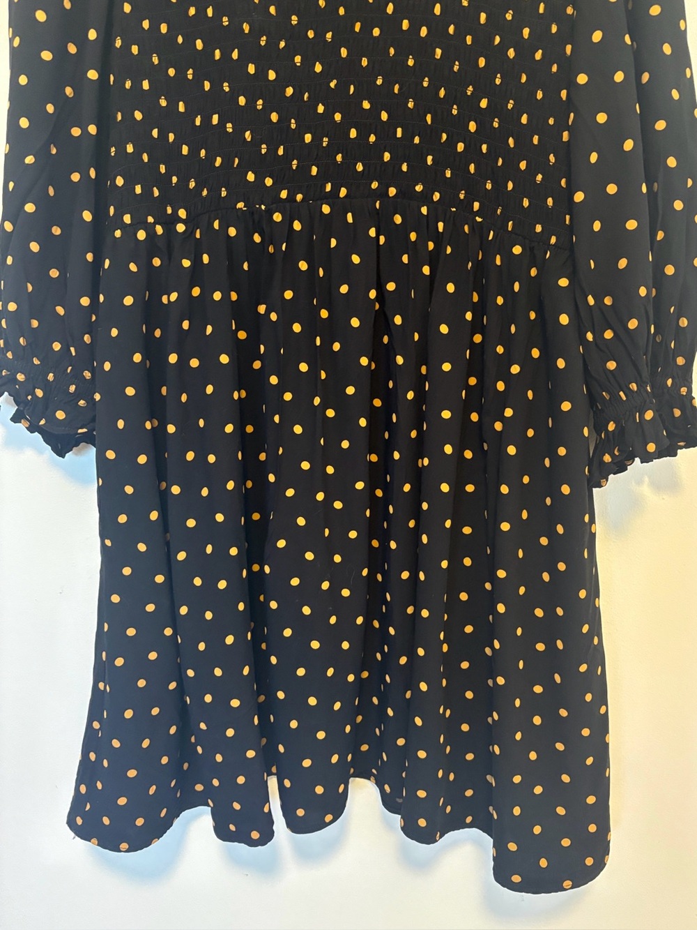 Madewell Lucie V-Neck Smocked Mini Dress in Oval Dot , sz : small - Picture 9 of 11
